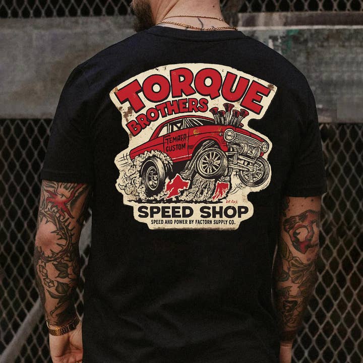 T-shirt Crewneck Hættetrøje – Torque Brothers Speed Shop | Vintage Hot Rod Bagprint for engroshandel hos STRONG N FREE CDN