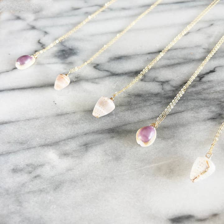 Flotsam & Co. Hawaii - Wholesale Pendant/charm necklace - *BESTSELLER* Mini Hawaii Shell Necklace3