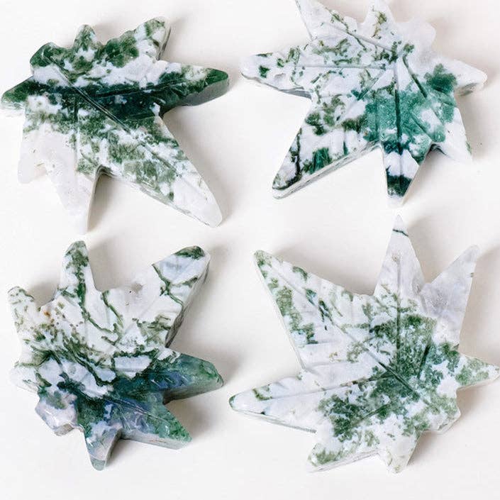 Moon Rituals - Wholesale Spiritual Stone/Crystal - Moss Agate Maple Leaf Hand-Carved Gemstone & Christmas Crystal Gift1