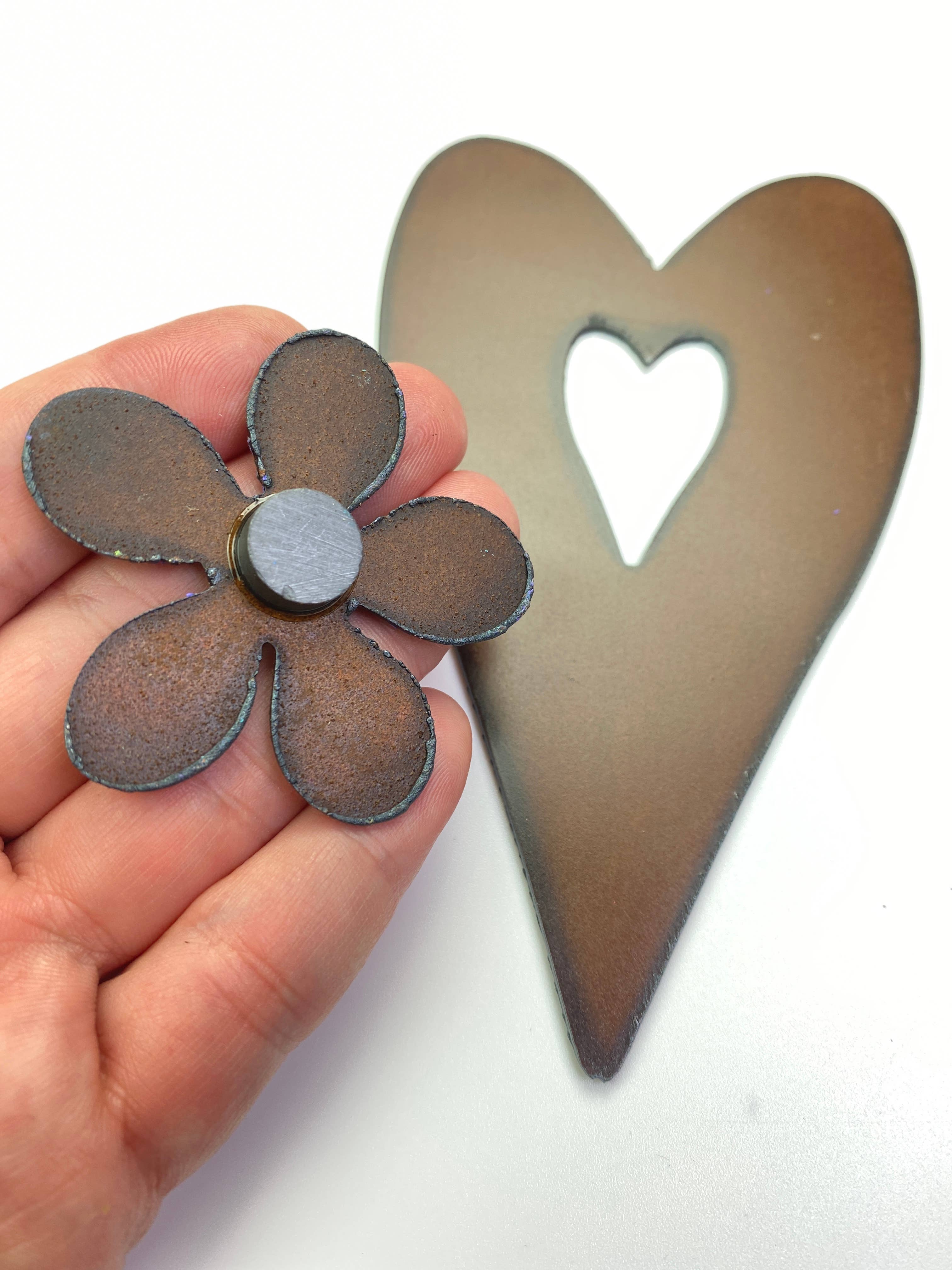 Whimsies – Arte de parede dimensional/3D por atacado – Ímã de girassol coração pendurado sinal de parede eco parede coração4