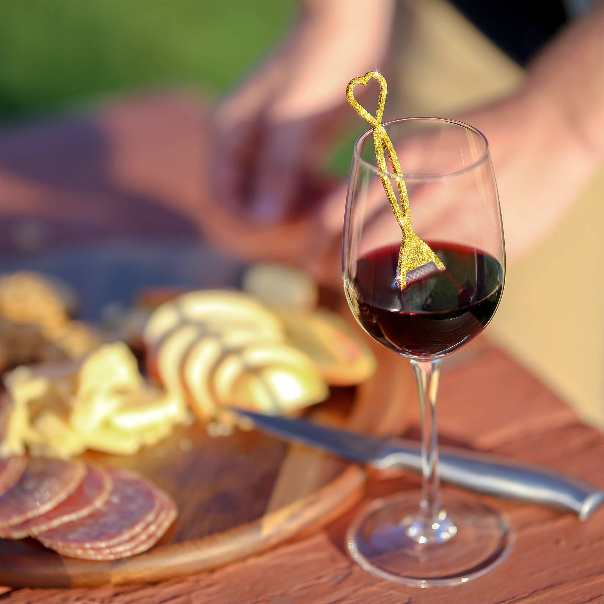 PureWine - Vente Sets d'ustensiles pour vin - Baguette de vin doré pétillante, amusante et festive 4 $1