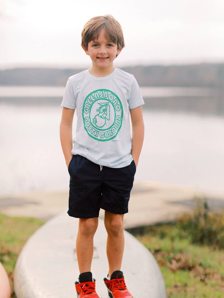 Greensboro - Pougar - Barn för wholesale av Augustus Roark