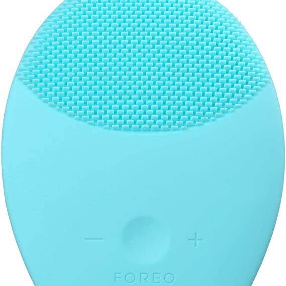 Foreo Luna 2 Facial Cleansing Brush for wholesale by PlentifulSkin