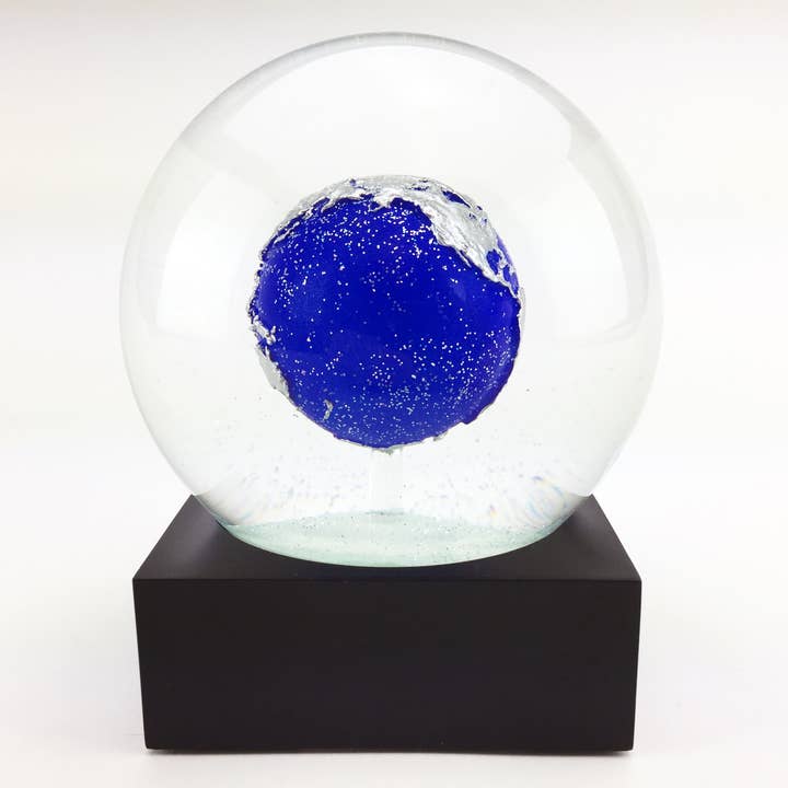 CoolSnowGlobes - Wholesale Snow Globe - Big Blue Marble Snow Globe2