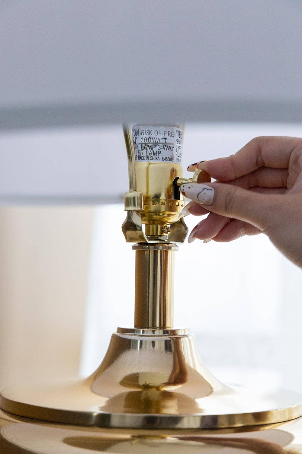 A&B Home Group Inc. - Wholesale Accent/Desk Lamp - D18x27.5" Aluminum Table Lamp - Gold/White2