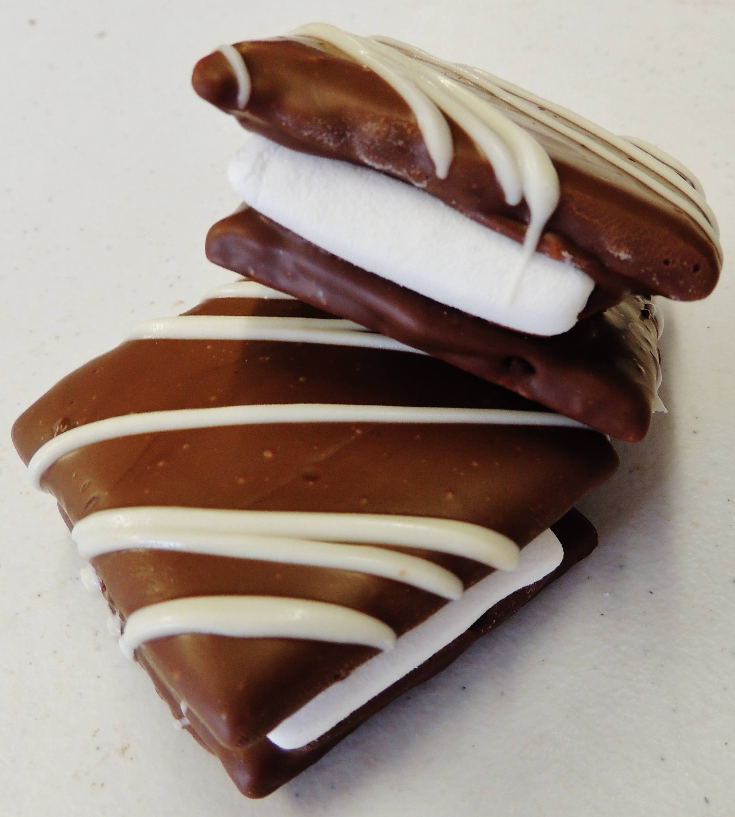 Chocolate Pizza Company Inc - Wholesale Chocolate Covered Sweets - S'more Treat1