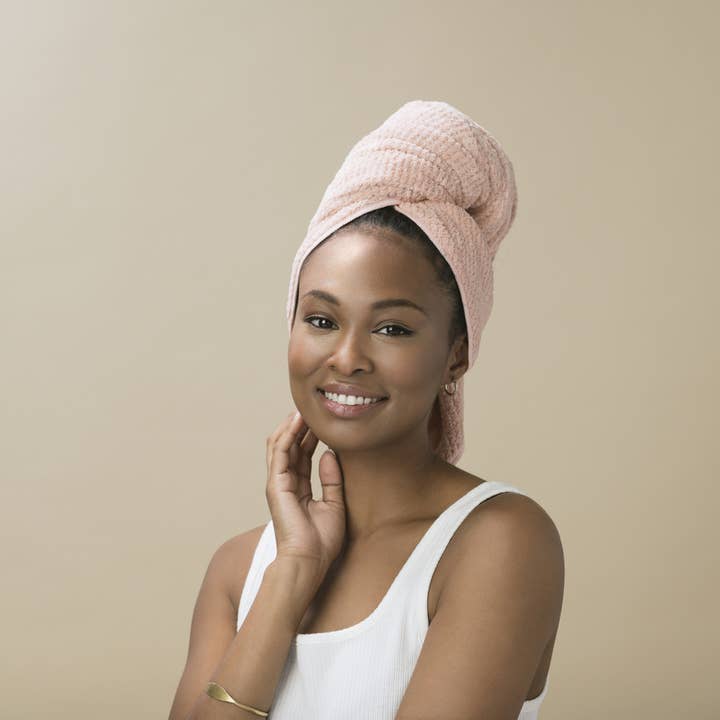 VOLO Beauty – Großhandel Handtuchturban/Wickelhandtuch – VOLO Hero Haarhandtuch6