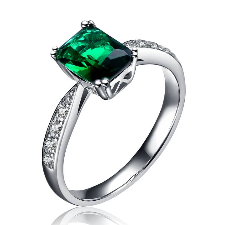 Bague en argent sterling avec zircone cubique (1107E) pour la vente par Genevive