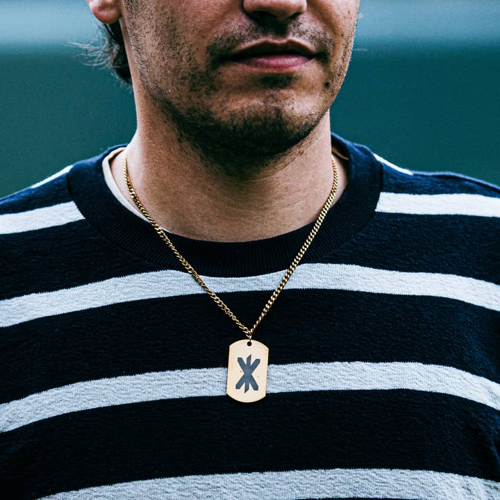 Ciondolo con singola runa - collana con targhetta soldato forza - Acciaio inossidabile per la vendita all'ingrosso da parte di Arthousefern