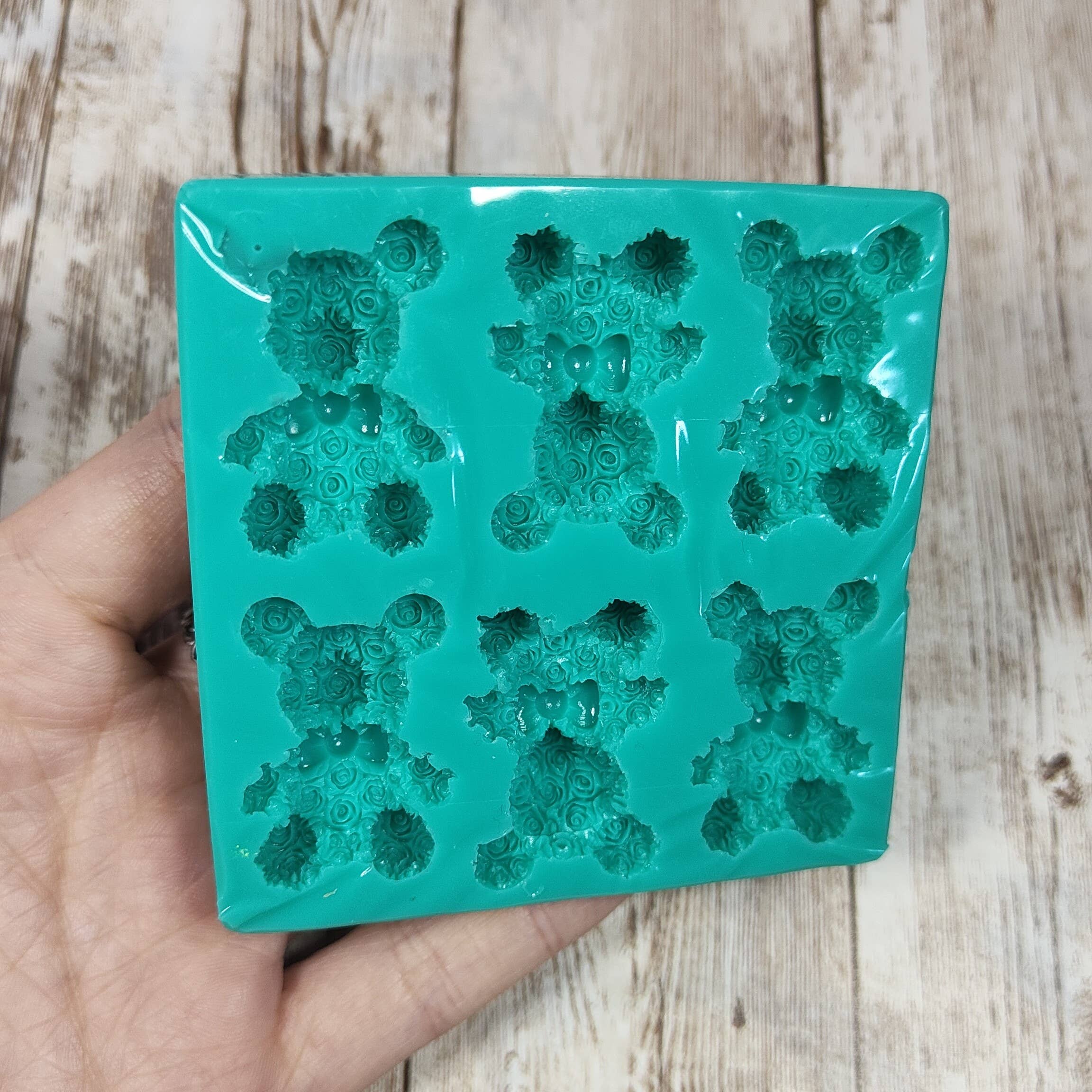 Serena Creazione di Serena Stampone - Vente Kit de bricolage - Moule ours rose en silicone 6 pièces 3 cm pour résine et plâtre4