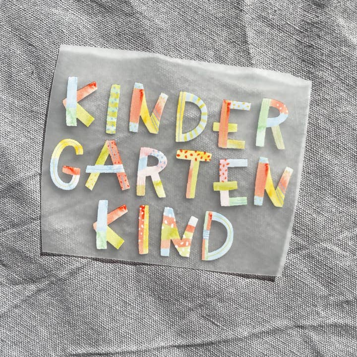 Toppa da stirare "Kindergarten Kind" per bambini per la vendita all'ingrosso da parte di Hannahs Firlefanz