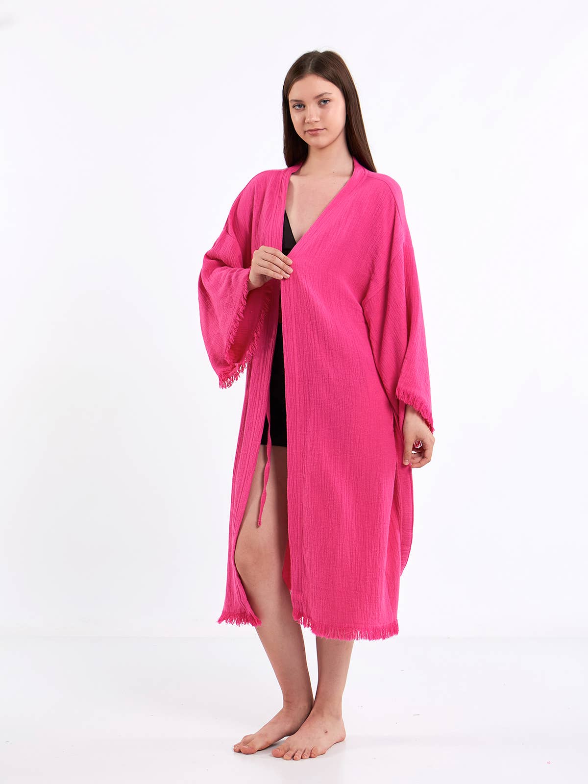 Yaz Concepts - Venta al por mayor Kimono - Mujer - Bata corta tipo kimono para el equipo de la novia con inscripción "Novia" en rosa.6