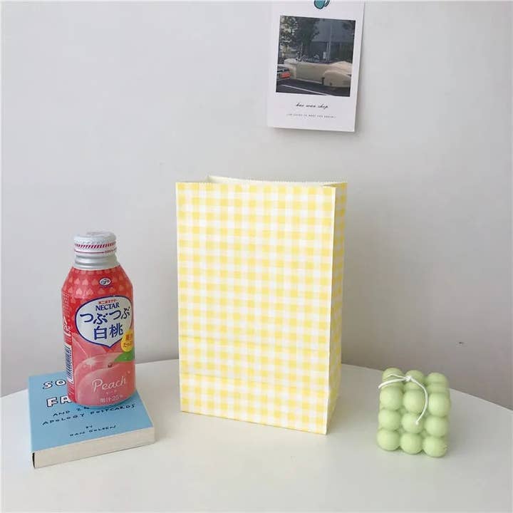 ByHome – Saco de presente por atacado – 25 sacolas de papel dobrável xadrez pastel em 3 cores5