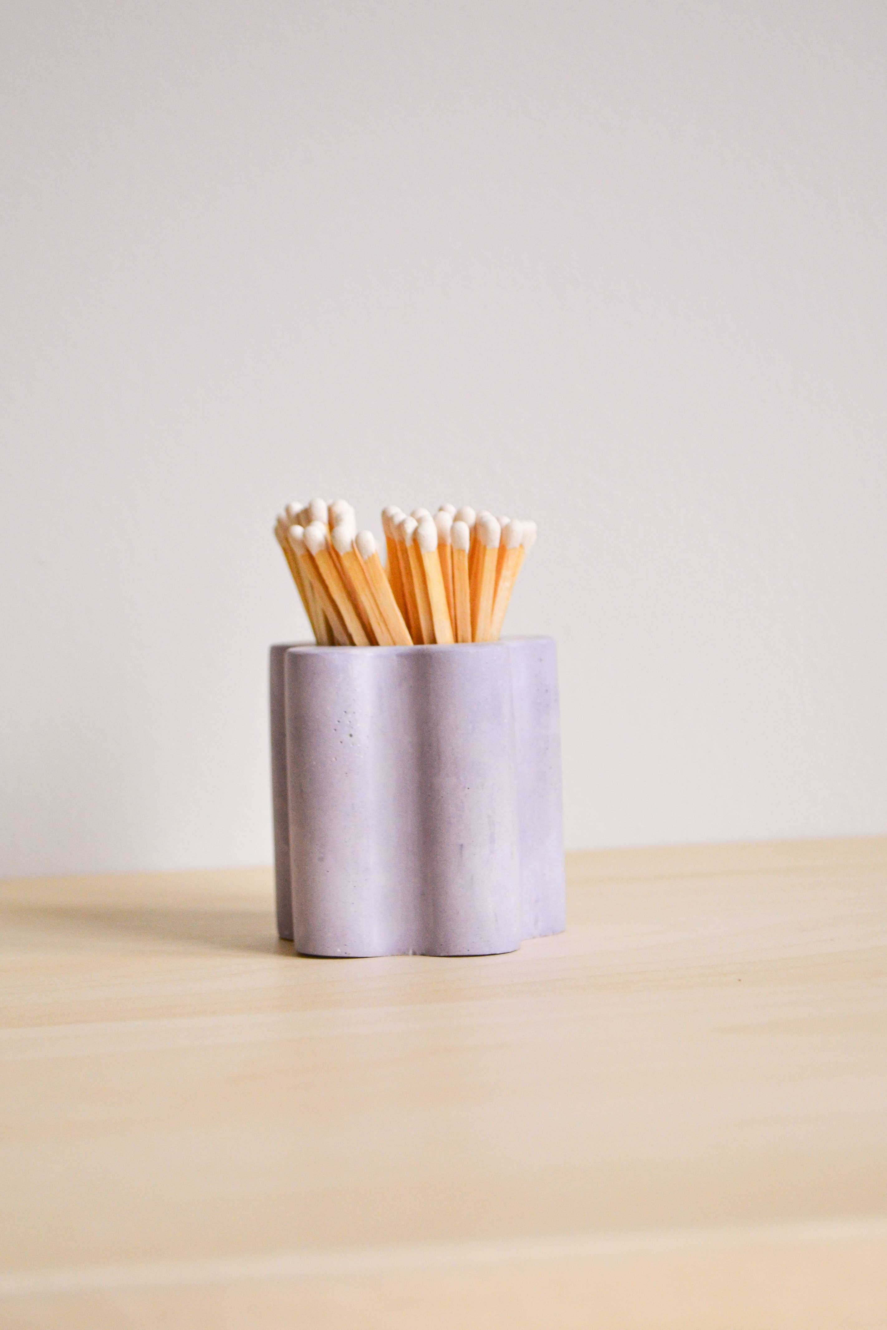 LindaMakess - Wholesale Match Holder - Daisy Shaped Match Pot with Match Striker2