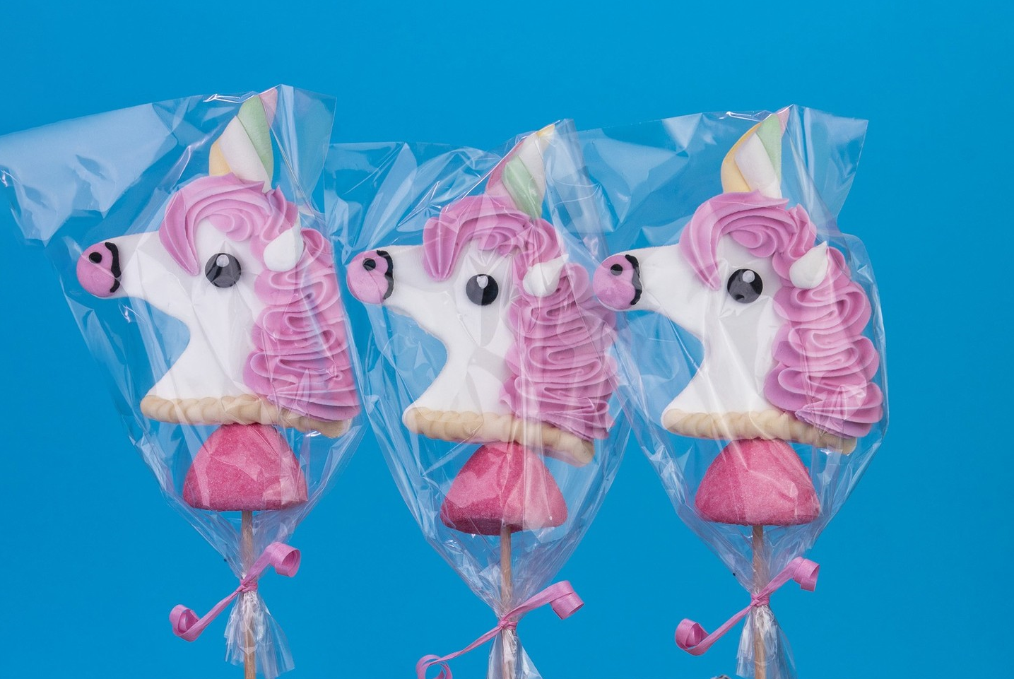 ADG Diffusion - Wholesale Marshmallow - UNICORN MARSHMALLOW SKEWER DISPLAY 50g1