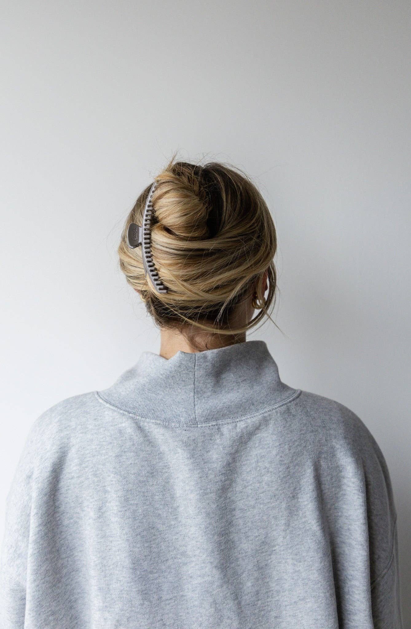 KAXI - Wholesale Hair Clip - Women's - Shiny Original Hold Everything Claw32