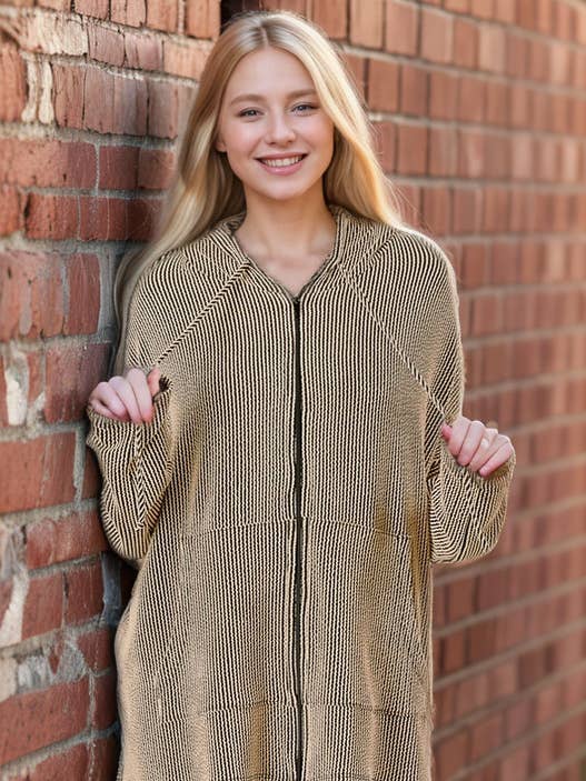 CHANDAIL À CAPUCHON T8377 pour la vente par Blumin Apparel