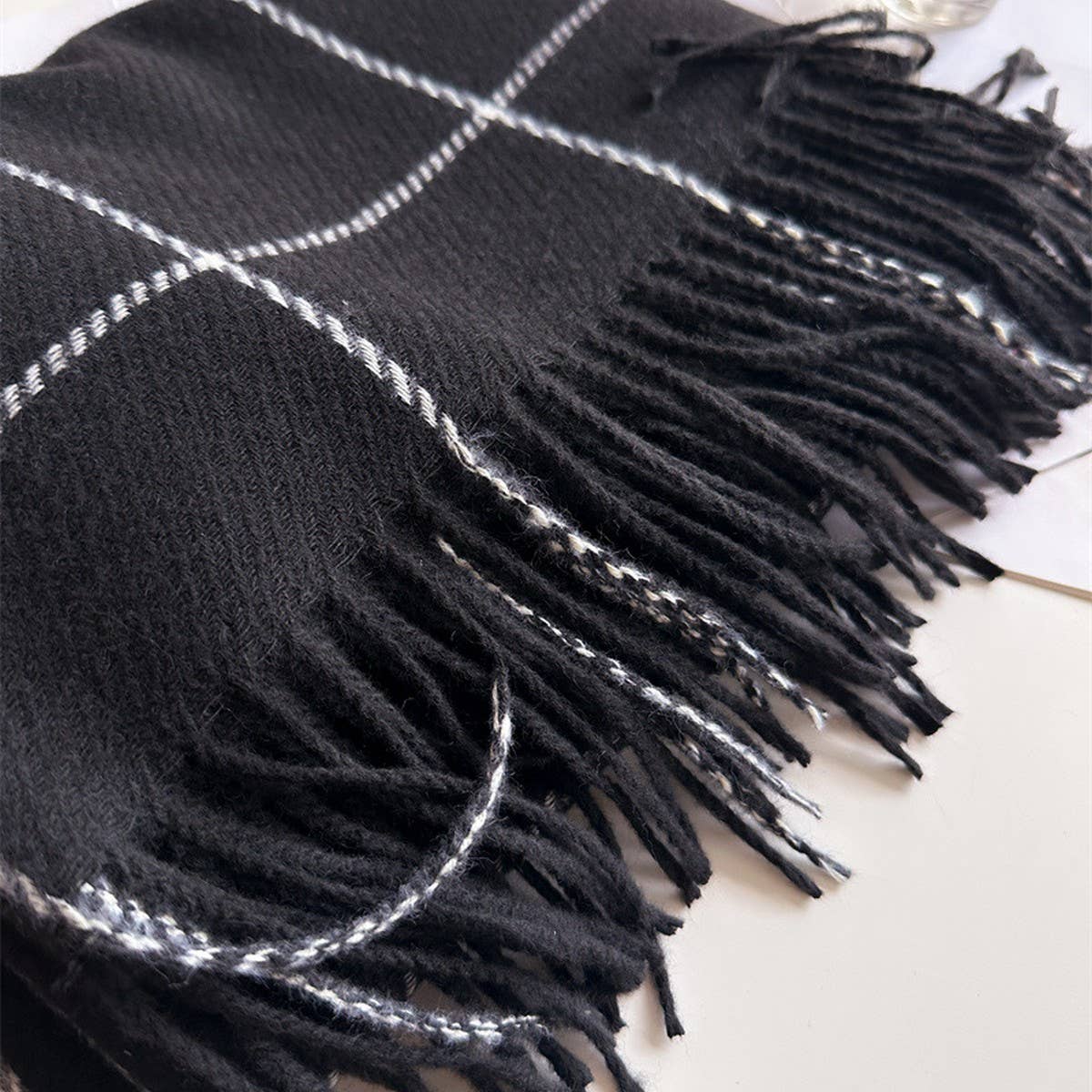 NINEXIS - Wholesale Scarf - Women's - CWASC03356_KOREAN PLAID CASHMERE FEEL UNISEX WINTER SCARF7