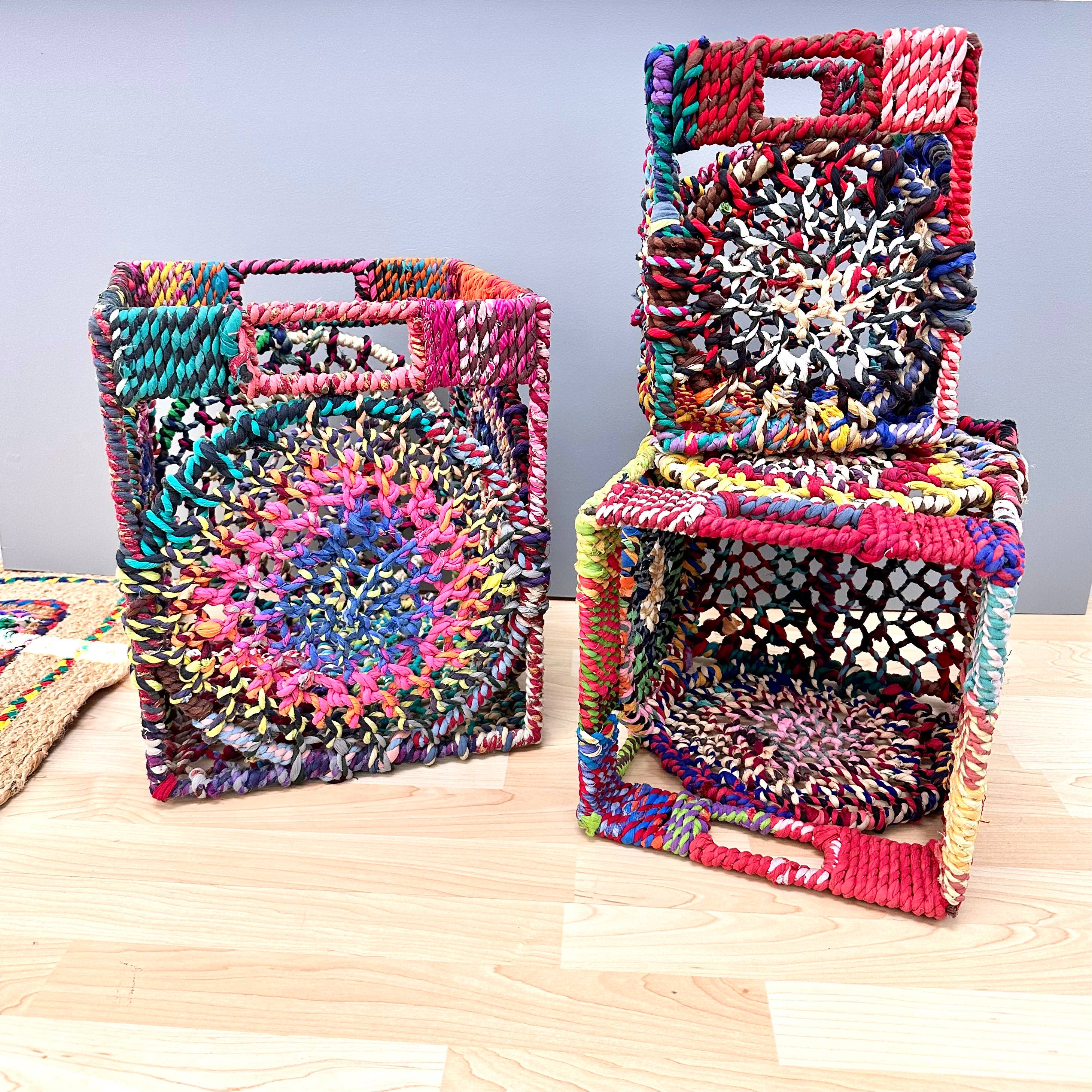 India Handicrafts Inc – Cesta por atacado – Cestos Quadrados Juta Coloridos, Conjunto de 34