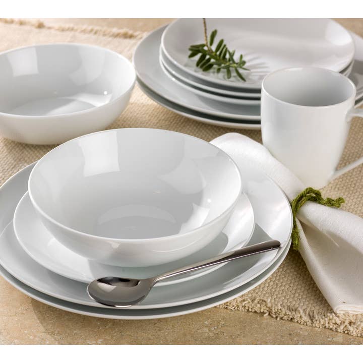 Euro Ceramica | ClayBarnHome - Wholesale Dinnerware Set - Claire Everyday Classic Coupe 16 Piece Dinnerware Set