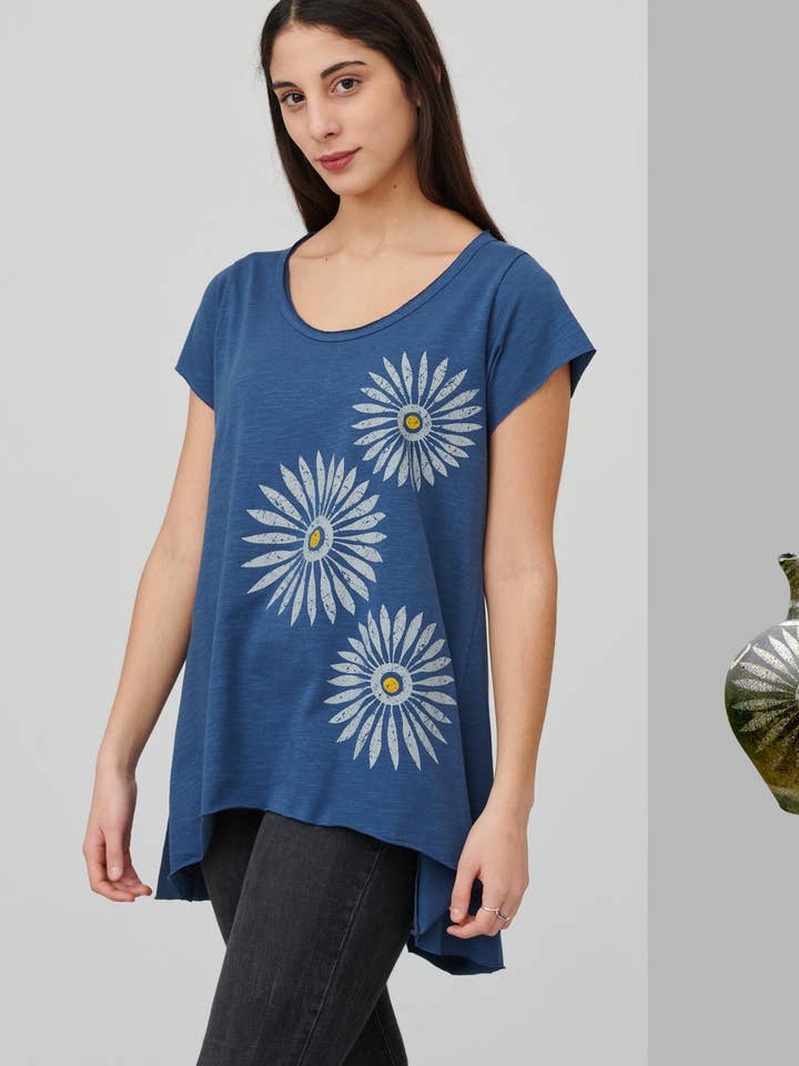 TUNIEKROZETTEN INDIGO BLAUW voor wholesale door inspira