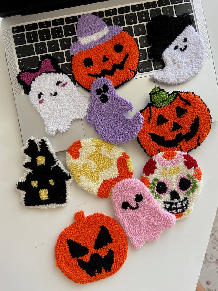 Halloween Mug Rugs,Witch House Mug Rug,Spooky Halloween Mug for wholesale by PluffyWool