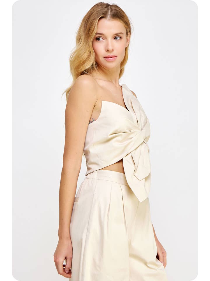 Strut & Bolt - Wholesale Shirt - Women's - One-Shoulder Knotted Flower Bow Crop Top23