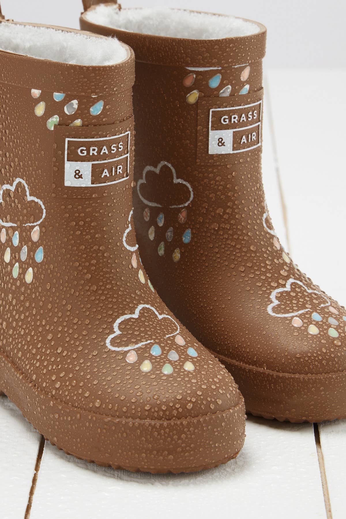 Grass & Air - Vente Bottes de pluie – enfant - Bottes en caoutchouc à couleur changeante pour enfants brun caramel1