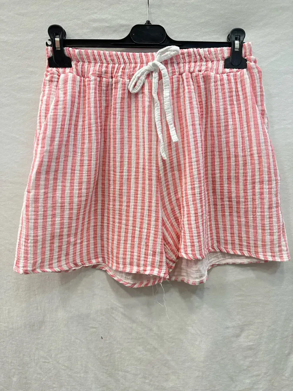 Mimi & Gogo – Engroshandel Skørt - Dame – Shorts med palmemotiv broderet på baglomme2