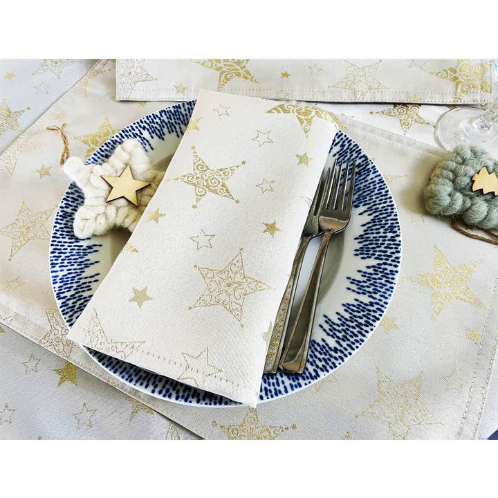 Fennco Styles - Wholesale Table Runner - Holly Star Ivory Holiday Tablecloth Runner Napkin Placemat