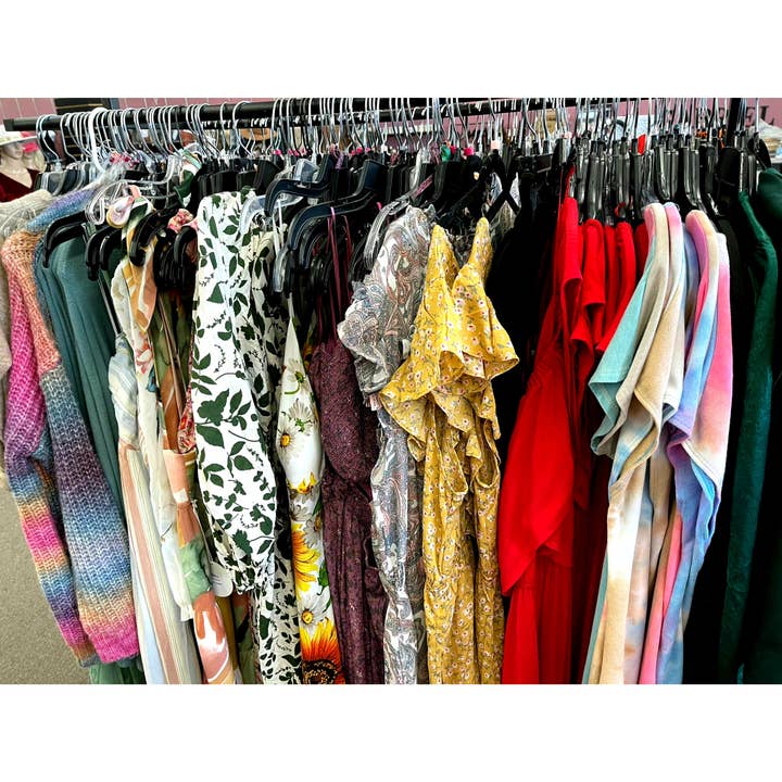 24-Hrs Fashion - Wholesale T-Shirt - Women's - Mystery Box of 10 pcs1