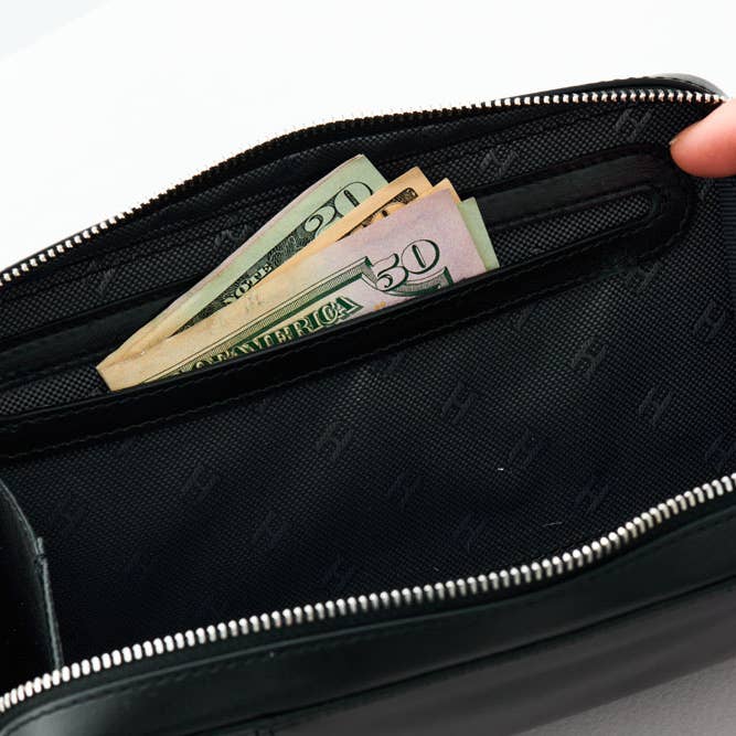 HELMBROOK London - Wholesale Crossbody Bag - Men's - Carlyle Handcrafted Leather Handbag17