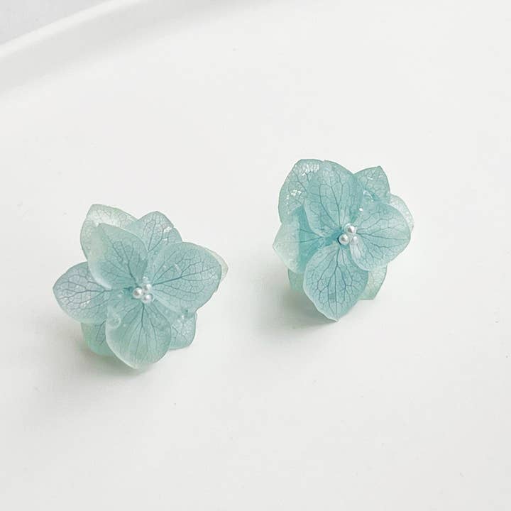 Ninaouity - Vendita all'ingrosso Orecchini a bottone - Orecchini con ortensia viola blu - Orecchini a bottone con fiori secchi
