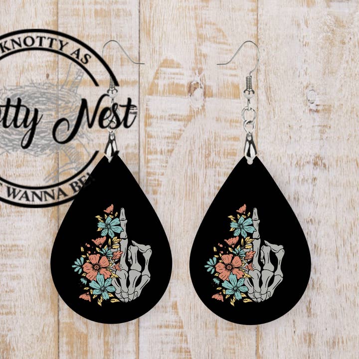 Pendientes Lágrima Dedo Medio para venta al por mayor de Knotty Nest