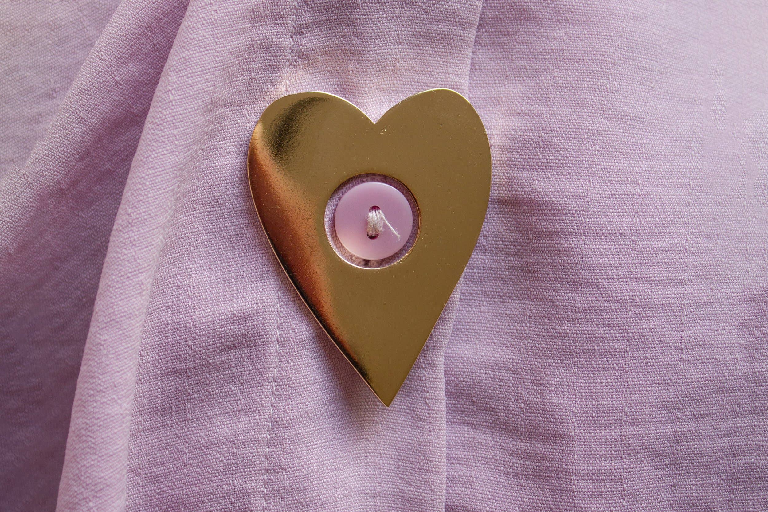 Mink - Wholesale Lapel Pin/Button - Heart shaped Button Covers6
