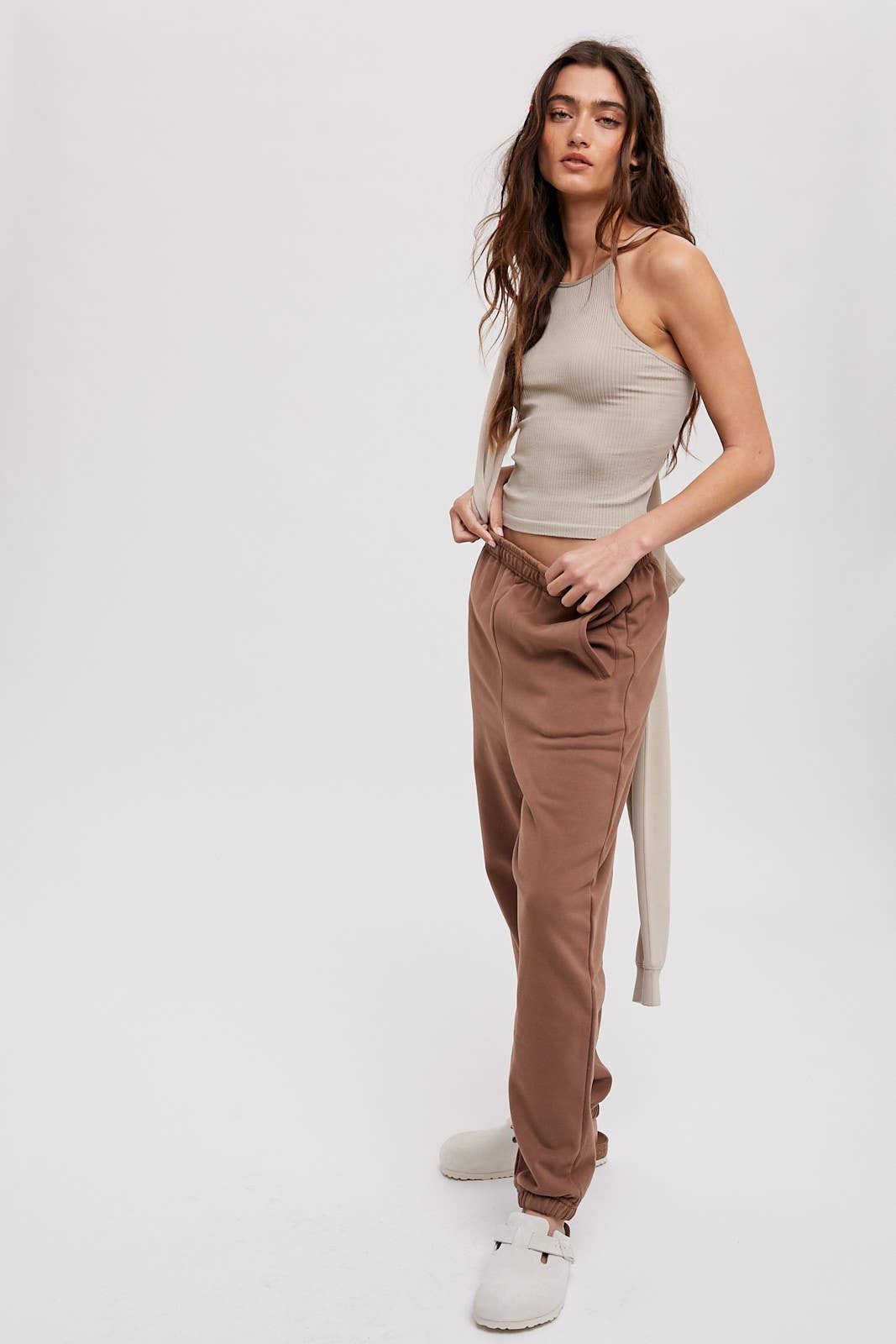 Wishlist Apparel - Wholesale Bralette - Dames - NAADLOZE BRAMI MET HOGE HALS EN GEKRUISTE RUGDETAIL/WL21-631716