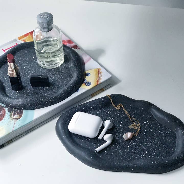 Speckle Black Bubble Irregular Decorative Tray for wholesale by Weii Life Inc.
