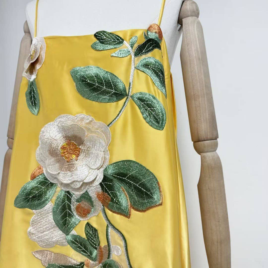 Productseeker - Wholesale Dress - Women's - DR685Y 3D Embroidered Backless Suspender Dress in Soft Pink6