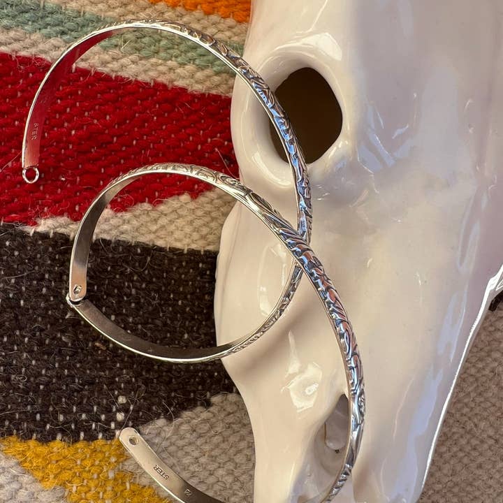 Desert Darlings Silver - Wholesale Bangle Bracelet - Sterling Silver Floral Bangle #226