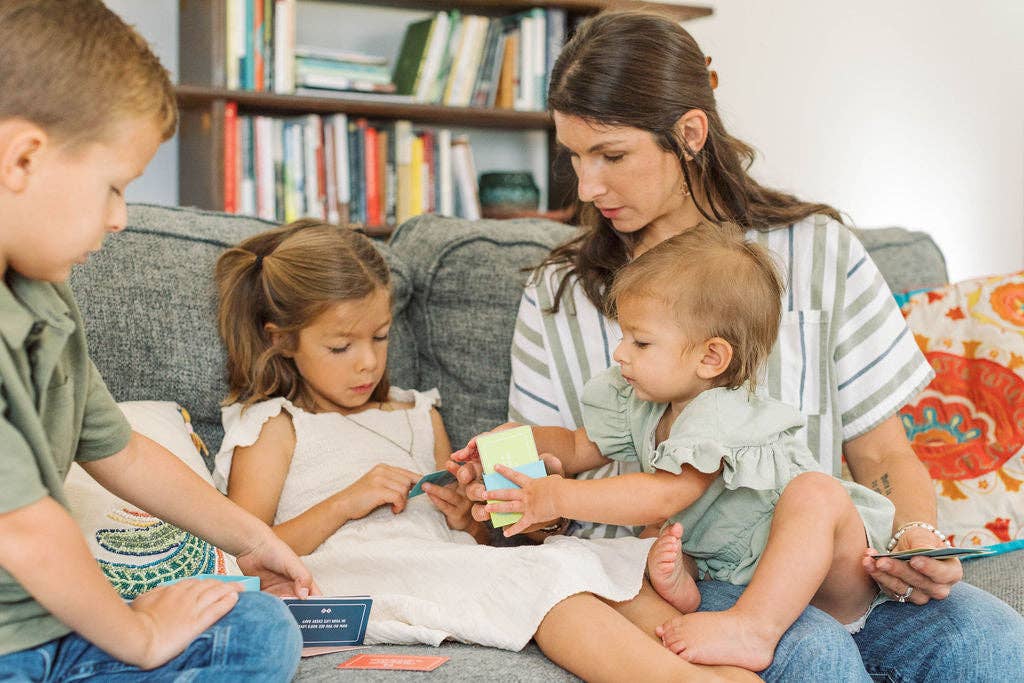 Tiny Theologians - Wholesale Learning Cards - Kids & Baby - Everyday Discipleship: Questions to Help Families Grow Together9