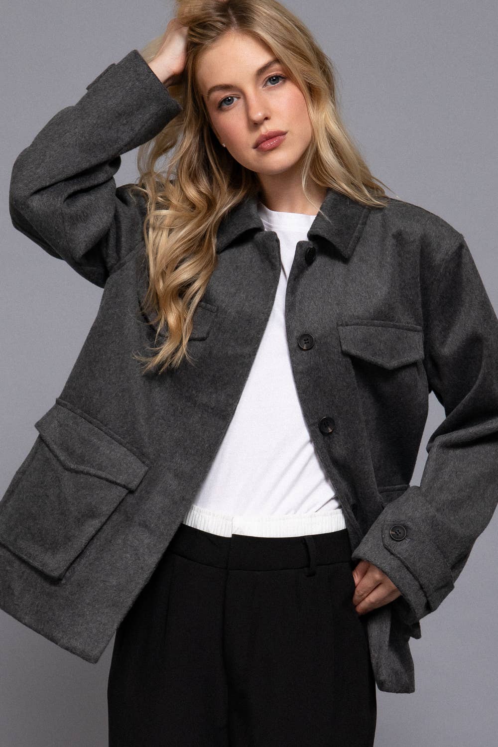 Active Basic | Active USA - Vente Manteau – femme - Manteau en feutre doux à manches longues avec boutons dissimulés à l'avant et rabat3