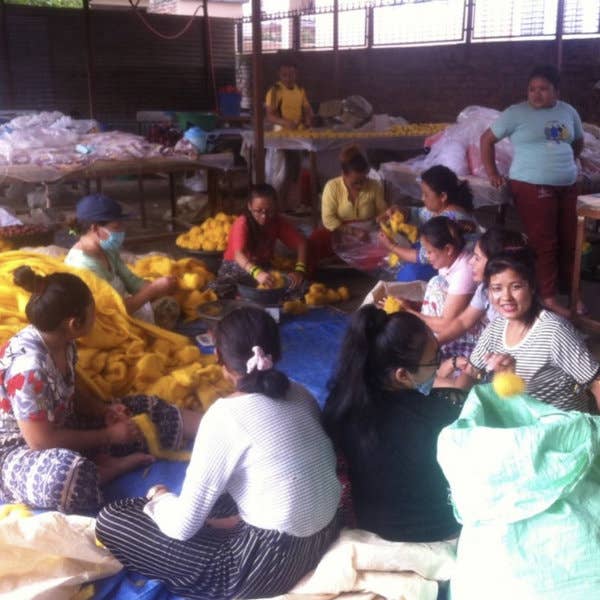 PLENTY - Wholesale Dryer Balls - Dryer Ball | Solid Colors4