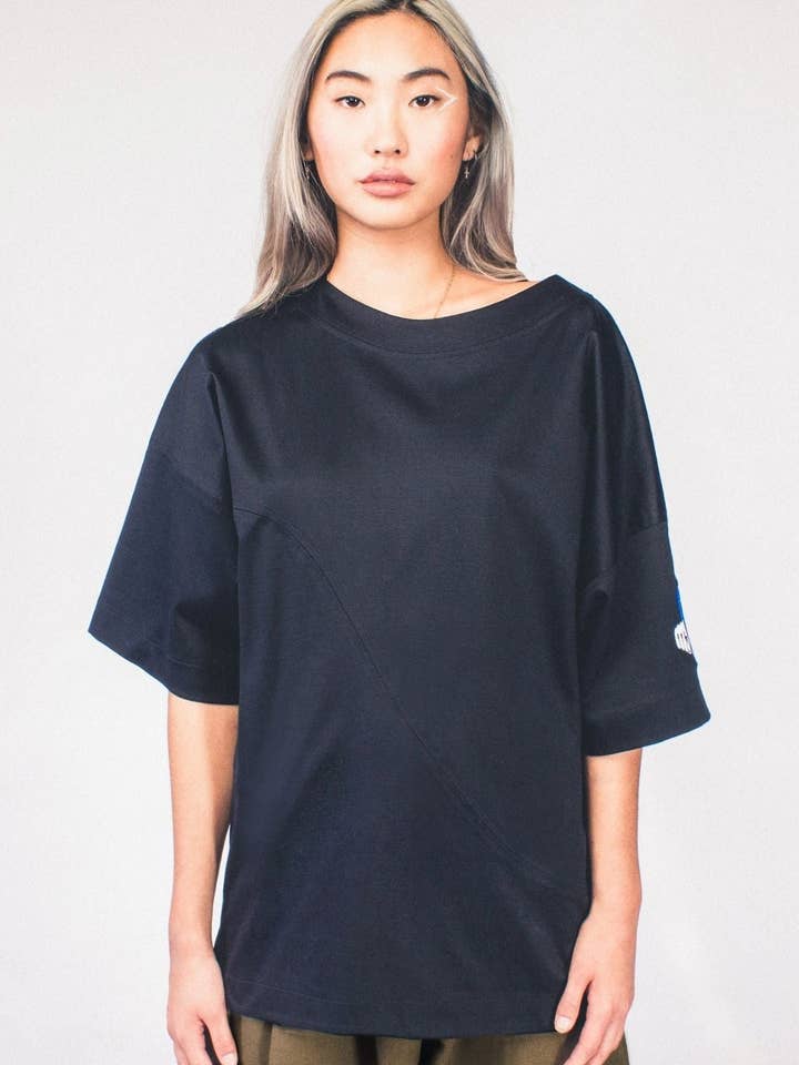 TFP FANTOM WAVE T-SHIRT MET BOOTHALS (ZWART) voor wholesale door FURI Sport