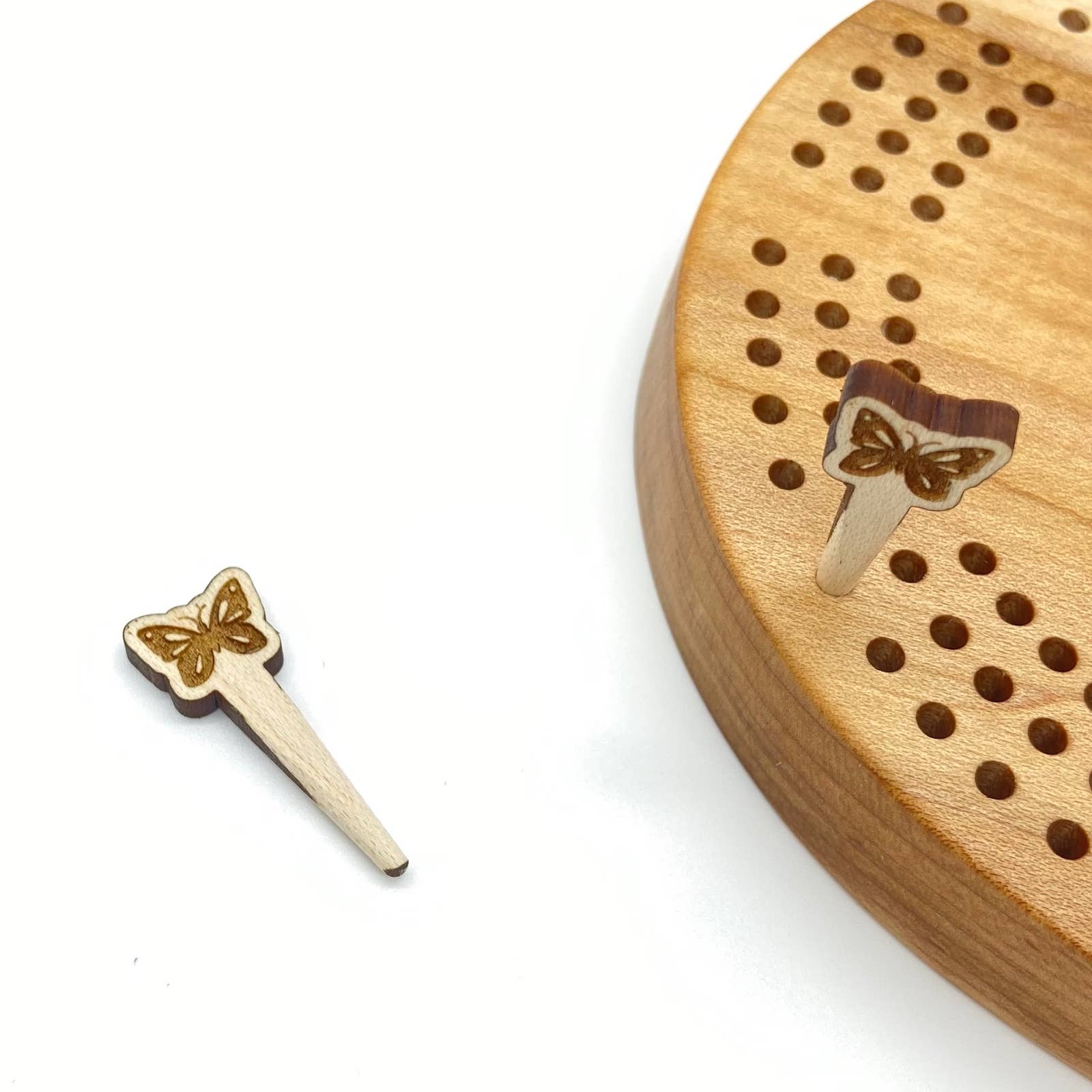 Cast & Carve - Venta al por mayor Juegos de mesa - Pinzas para cribbage, diseño de vida silvestre y cualquier diseño personalizado18