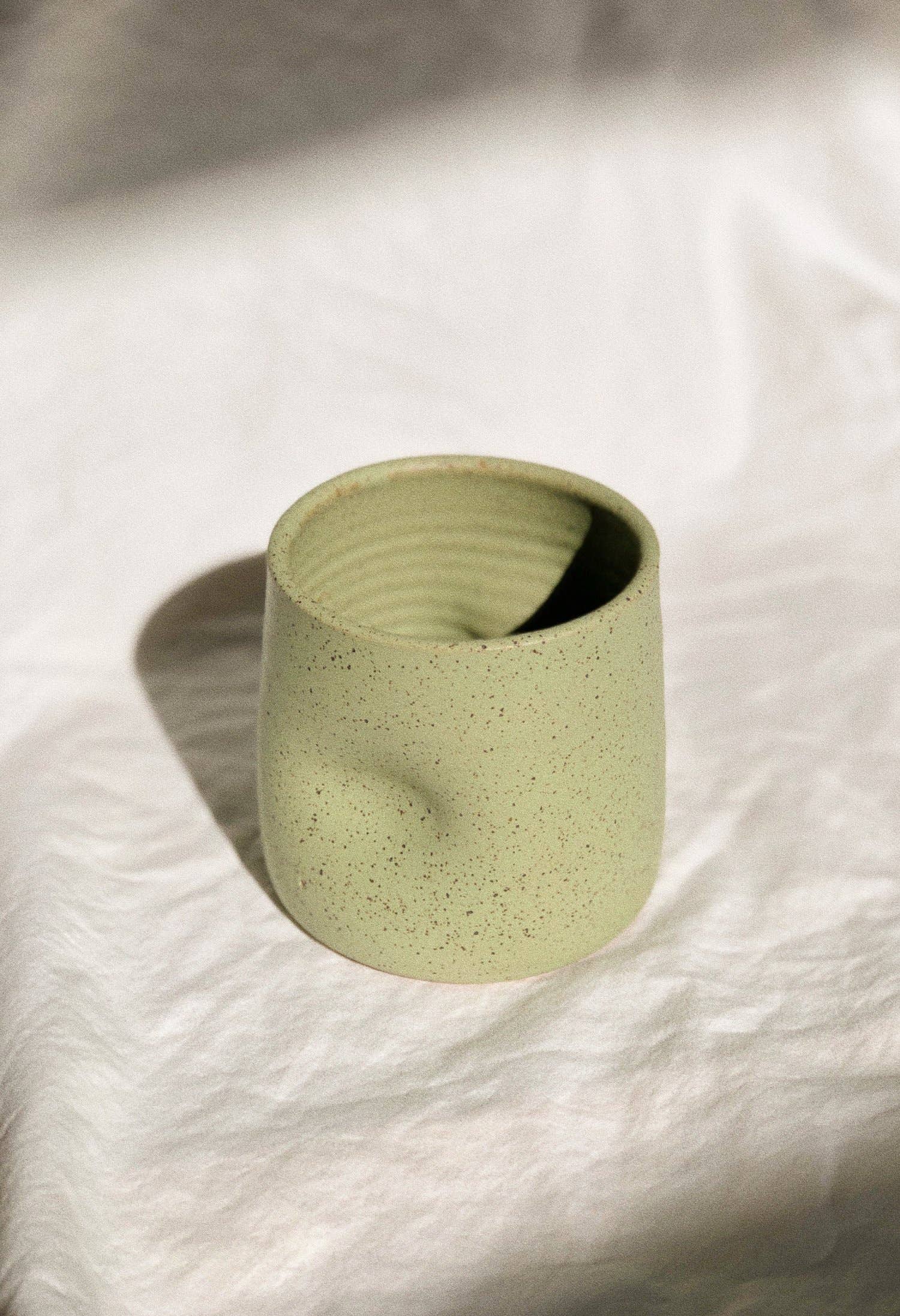 Pepper Stone Ceramics - Vente Verre/tasse - Coupe pincée8