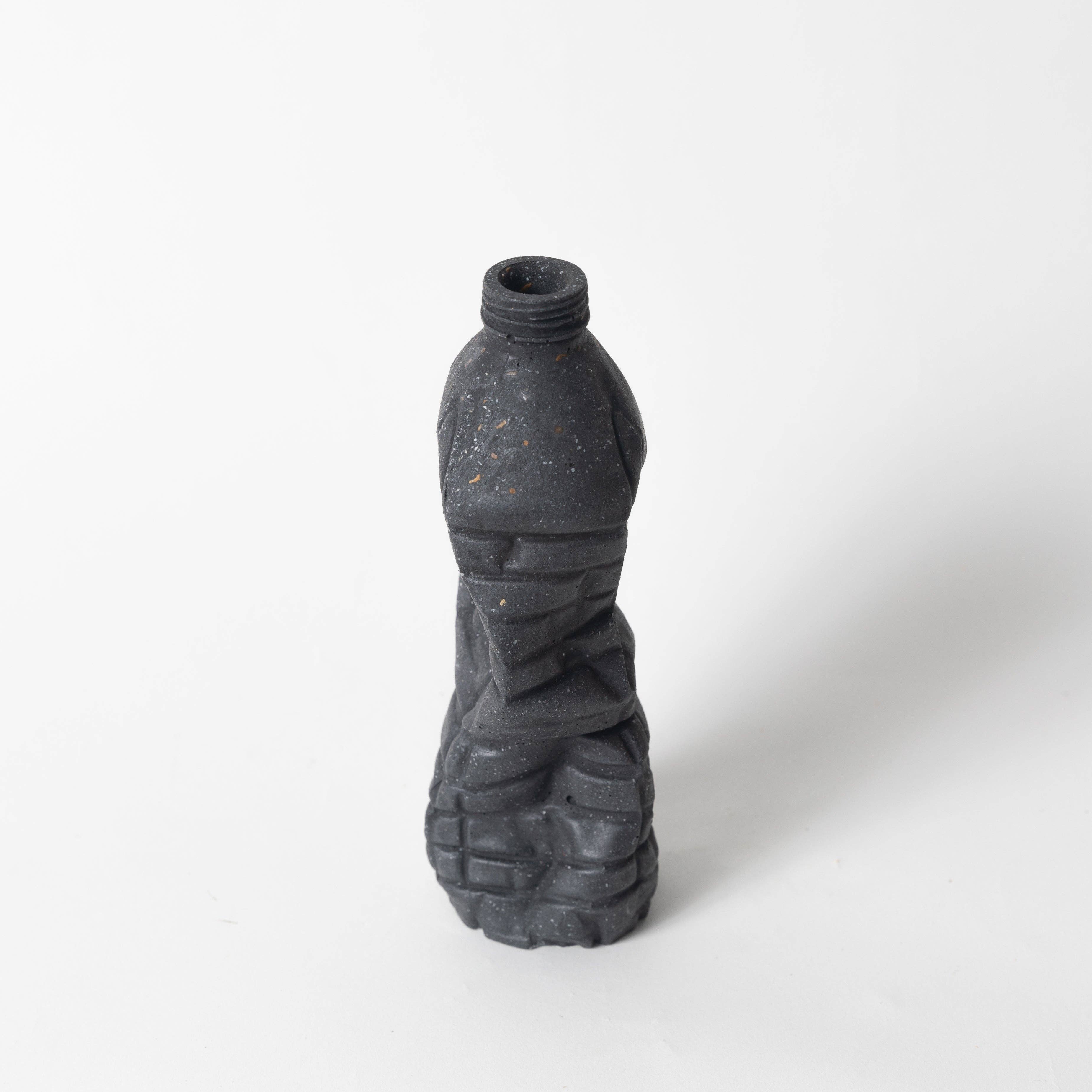pretti.cool - Wholesale Vase - The Garbage Collection: Water Bottles5