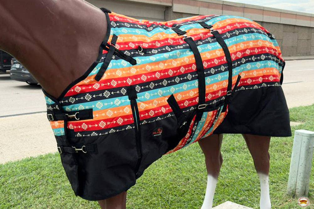Tribal HILASON 1200D Couverture d'Hiver Imperméable pour Cheval en Poly avec Sangle Ventrale | Couvertures de Sortie pour Chevaux en vente sur Faire1