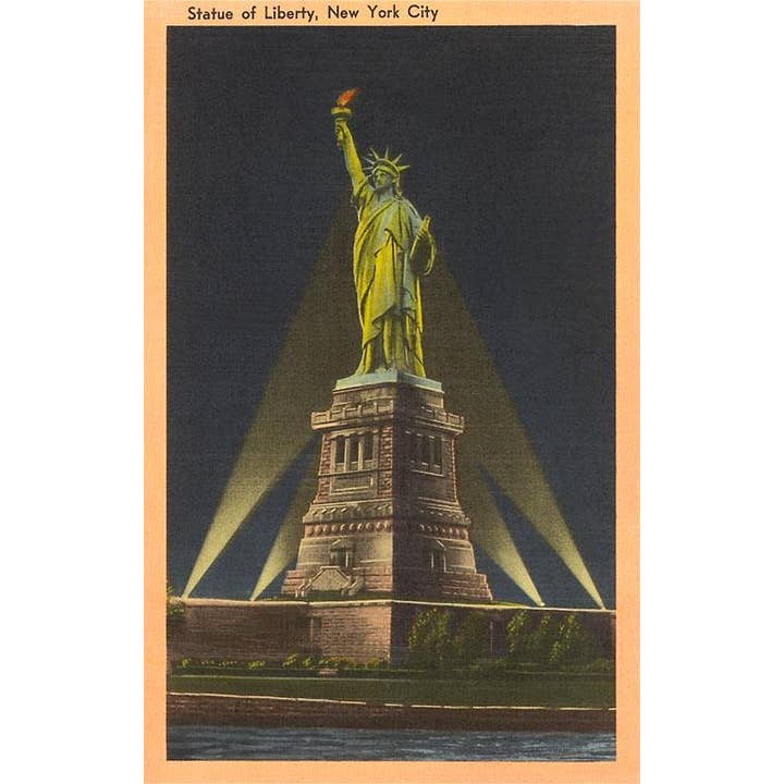 Carte postale NY-100 Nuit, Statue de la Liberté, New York City pour la vente par Found Image Press