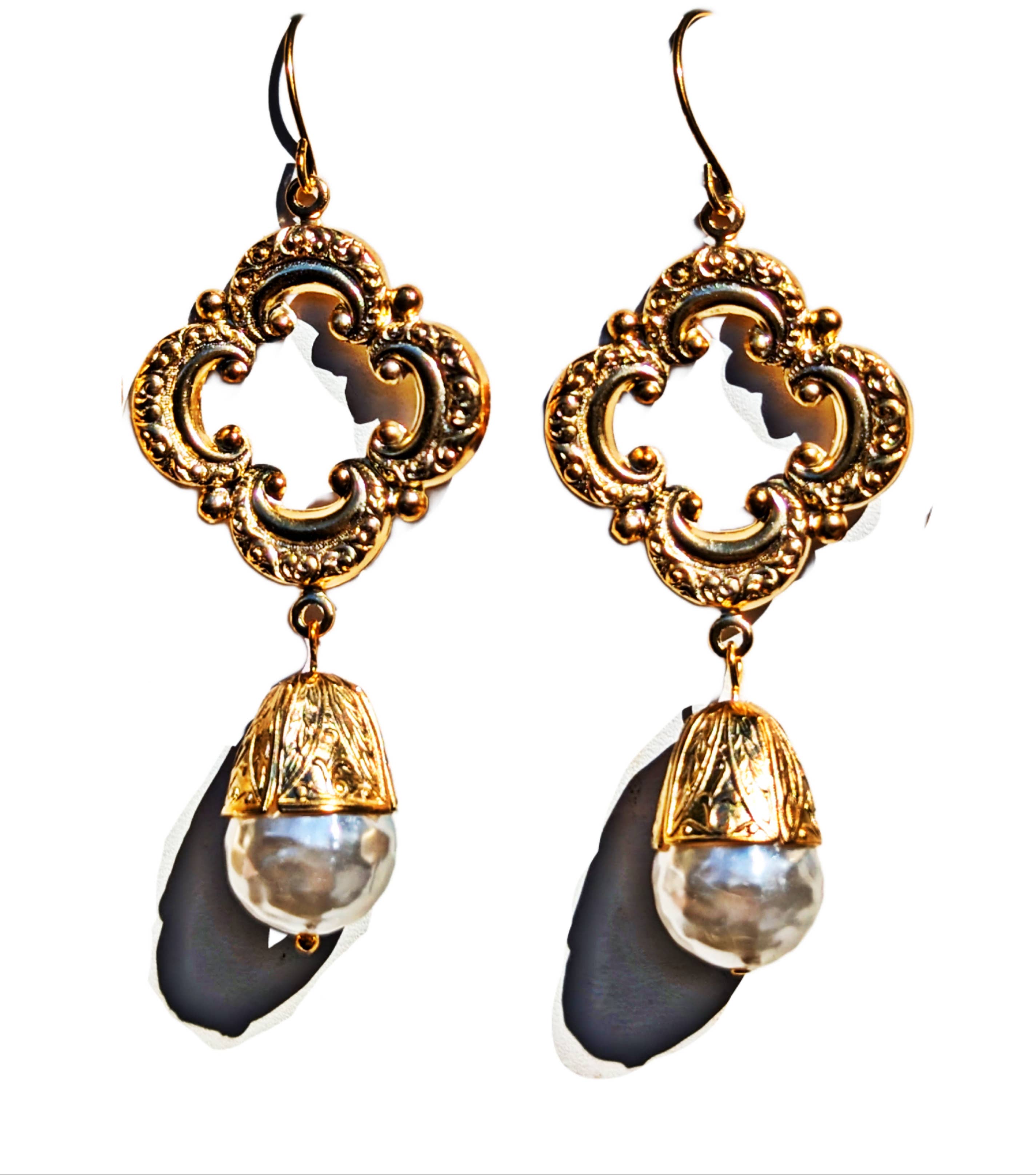 Gay Isber Designs - Wholesale Dangle earrings - Gold Plated Elegant Vintage Cream Pearl Drop Earrings 3 inch Long USA Made by Sugar Gay Isber unisex-adult Bridal Other colors available