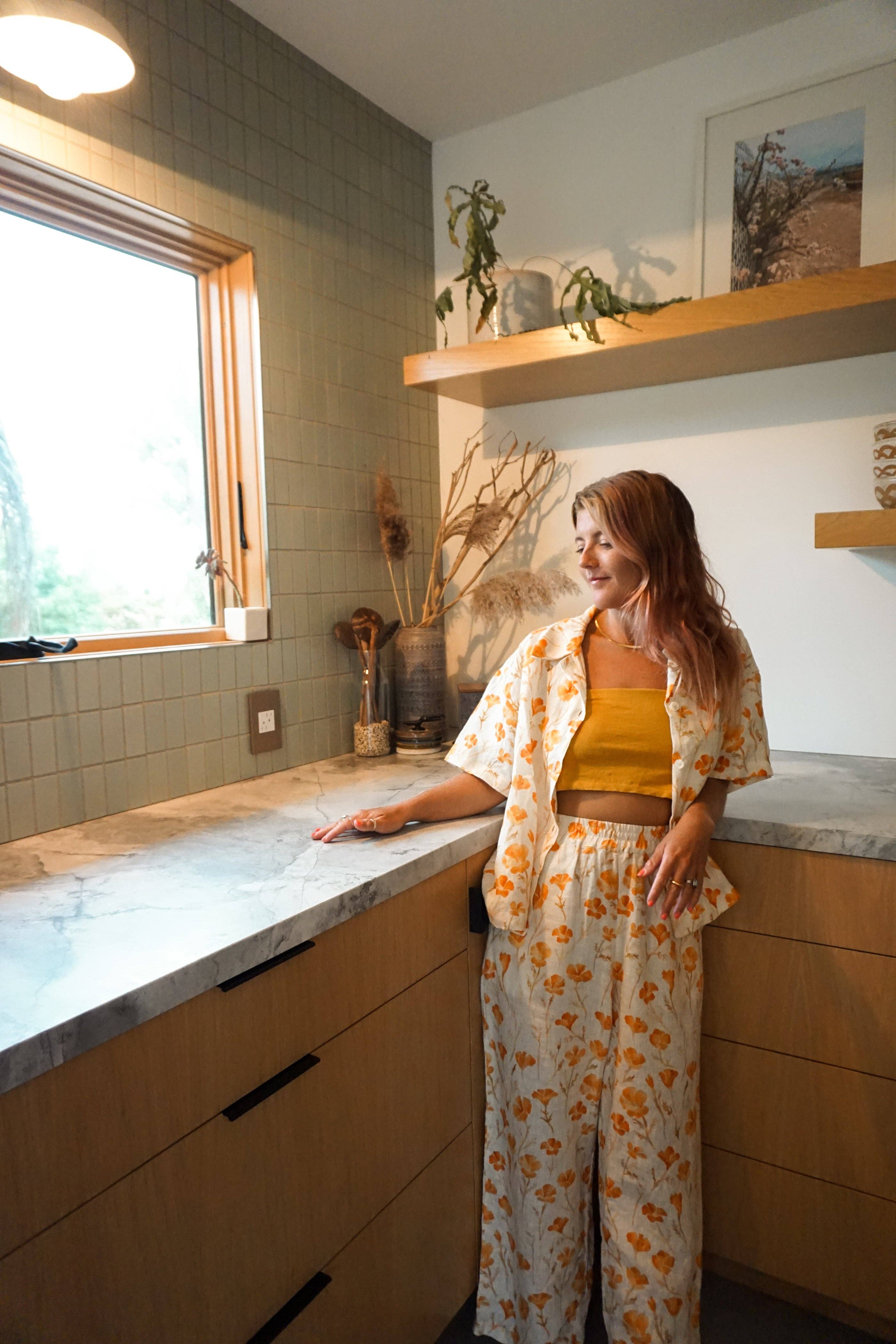 by kvp - Wholesale Button Down Shirt - Women's - Gilroy Shirt in Poppy3